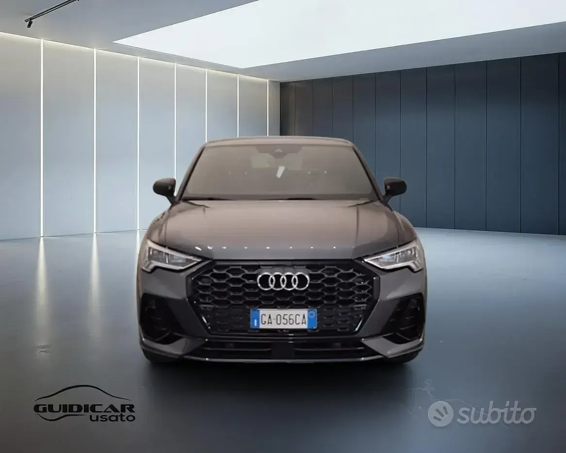 Usata Audi Q3 Sportback S-Line 150 CV (110 kW) 2020 Grigio SUV