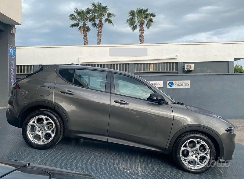 Usata Alfa Romeo Tonale Sprint 131 CV (96 kW) 2023 Grigio SUV