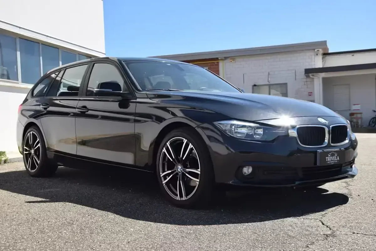 Usata BMW 318 Advantage 150 CV (110 kW) 2016 Nero Station wagon