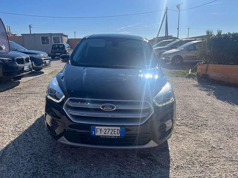 Usata Ford Kuga S 120 CV (88 kW) 2019 Nero SUV