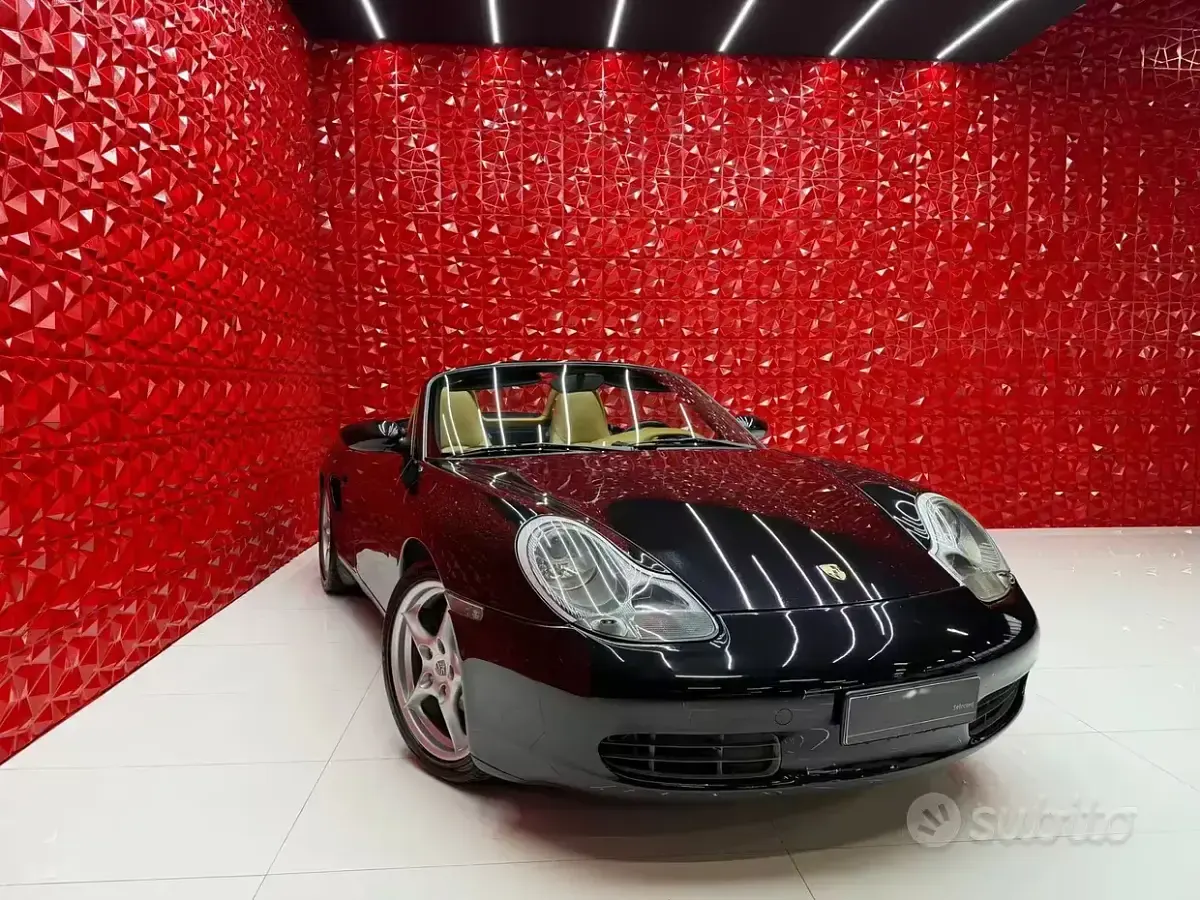 Usata Porsche Boxster 220 CV (161 kW) 2001 Nero Cabrio