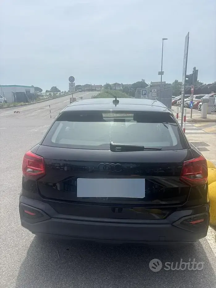 Usata Audi Q2 116 CV (85 kW) 2023 Bluazzurro SUV