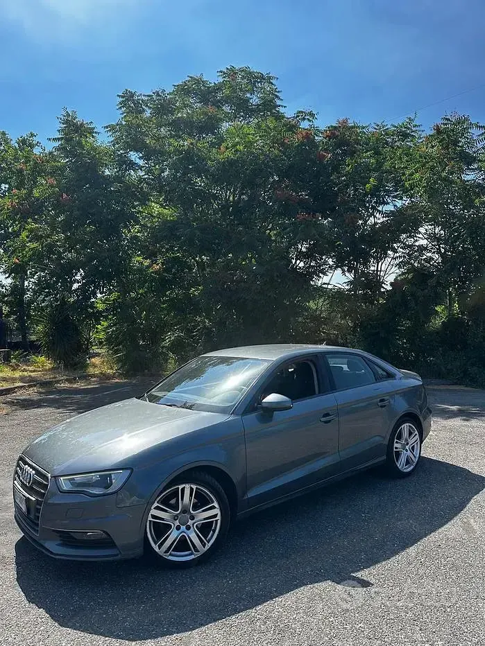Usata Audi A3 Attraction 150 CV (110 kW) 2014 Grigio Berlina