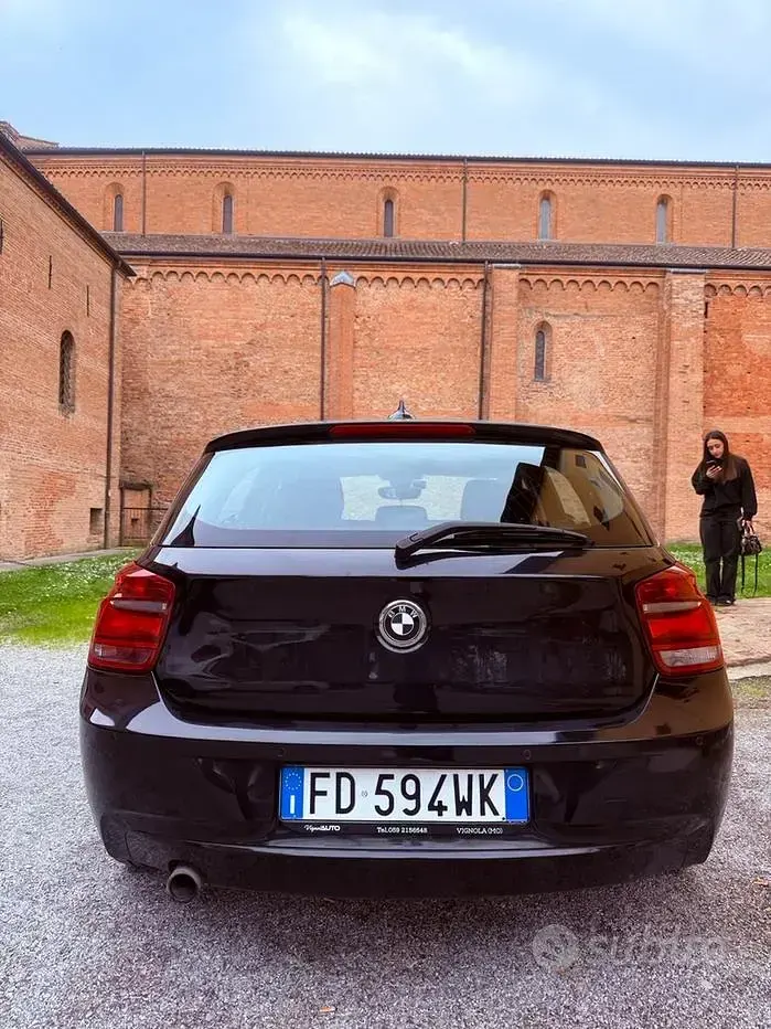 Usata BMW 120 218 CV (160 kW) 2013 Nero Utilitaria