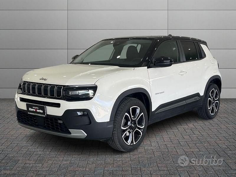 Usata Jeep Avenger Altitude 101 CV (74 kW) 2023 Bianco SUV