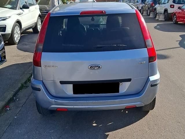 Usata Ford Fusion Collection 68 CV (50 kW) 2005 Altro(met.) Berlina