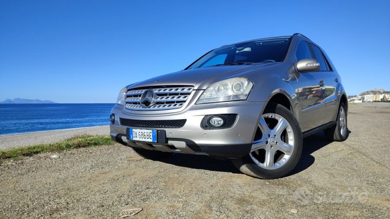 Usata 2006 Mercedes ML350 SUV | 10.300 € - Immagine 1/4