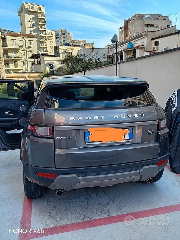 Usata Land Rover Range Rover evoque Pure 150 CV (110 kW) 2016 Grigio SUV