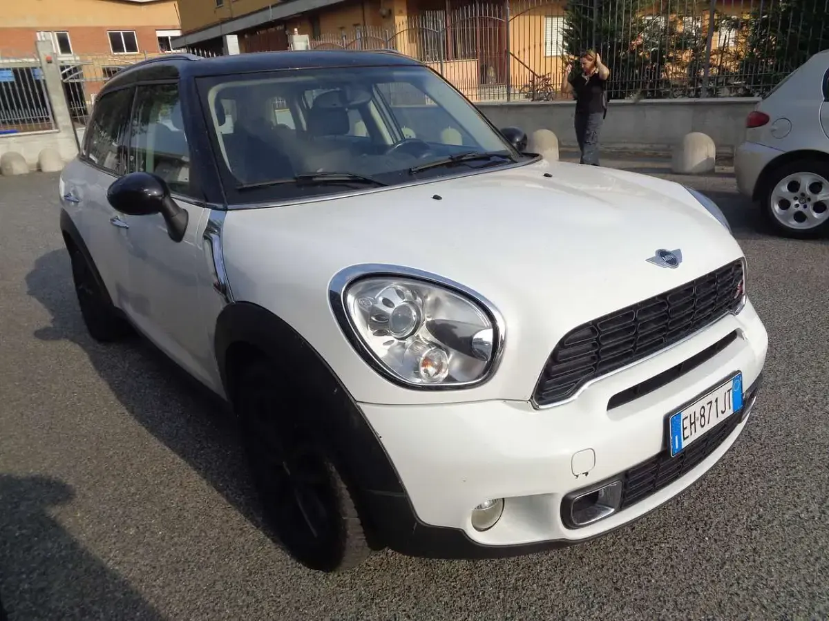 Usata Mini Cooper S Countryman 184 CV (135 kW) 2011 Bianco SUV