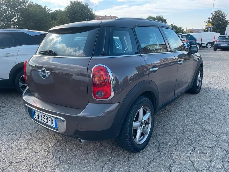 Usata Mini One D Countryman 90 CV (66 kW) 2011 Marrone SUV