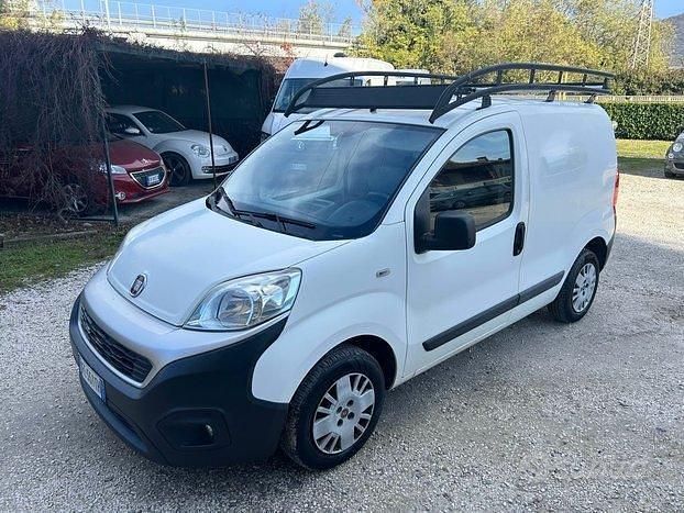 Usata Fiat Fiorino 80 CV (58 kW) 2016 Bianco Monovolume