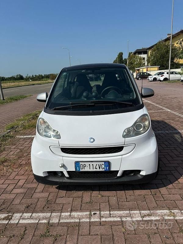 Usata Smart ForTwo Coupé 61 CV (44 kW) 2008 Bianco Coupé