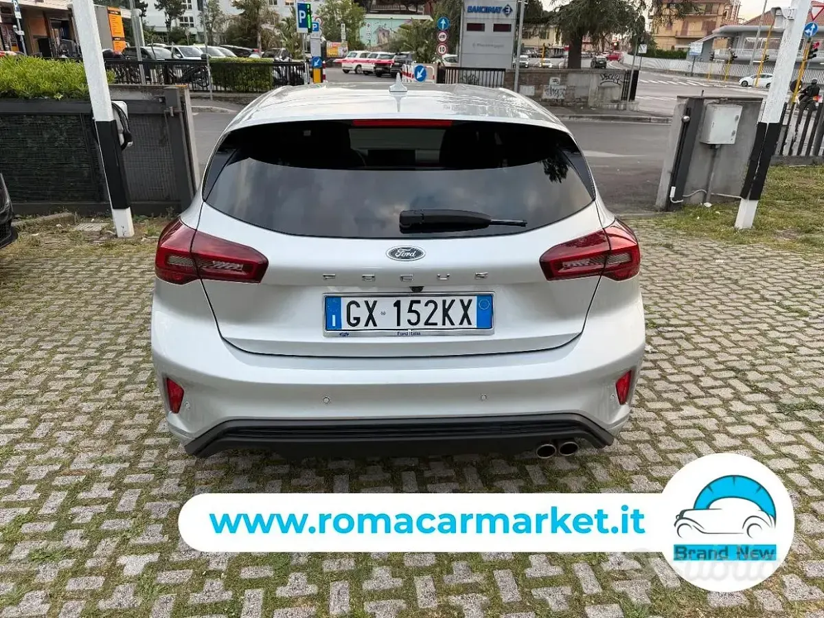 Usata Ford Focus ST-Line 155 CV (114 kW) 2025 Grigio Berlina