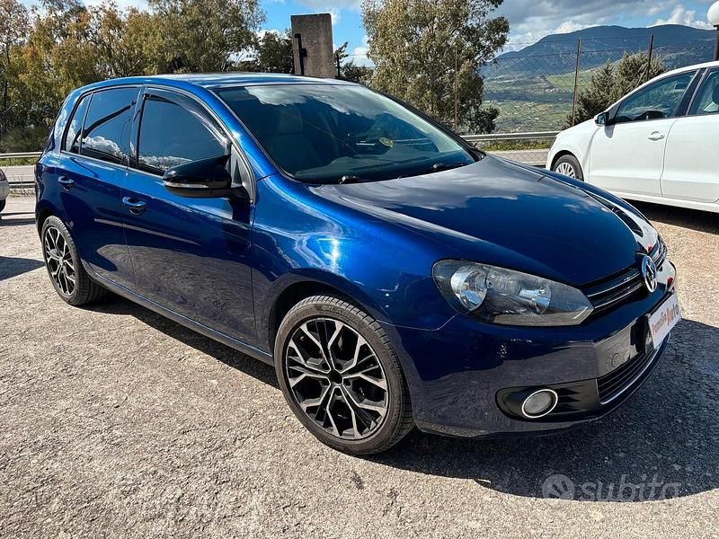 Usata VW Golf VI Highline 140 CV (102 kW) 2009 Blu Utilitaria