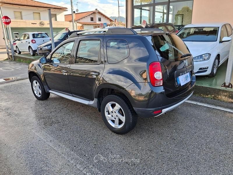 Usata Dacia Duster Lauréate 110 CV (80 kW) 2013 Nero SUV