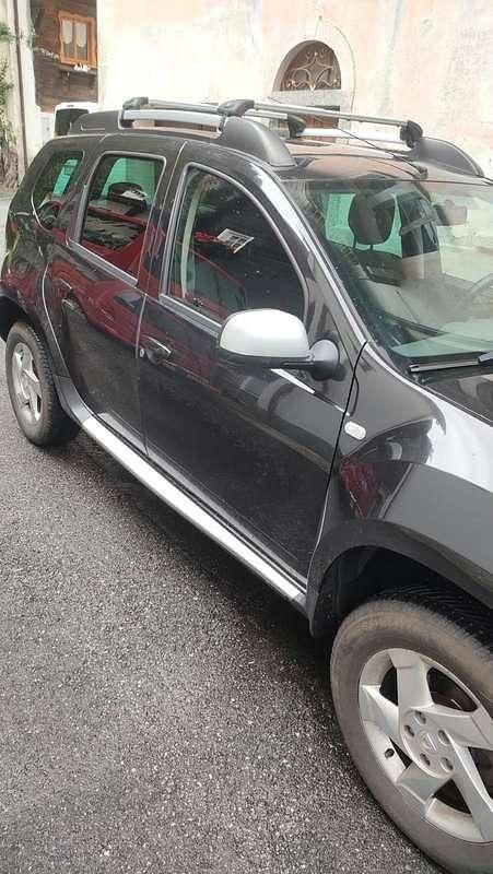 Usata Dacia Duster Ambiance 105 CV (77 kW) 2011 Nero Station wagon