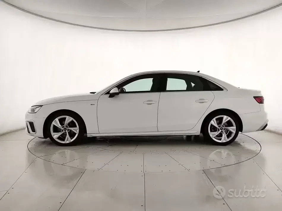Usata Audi A4 S-Line 163 CV (119 kW) 2024 Bianco Berlina