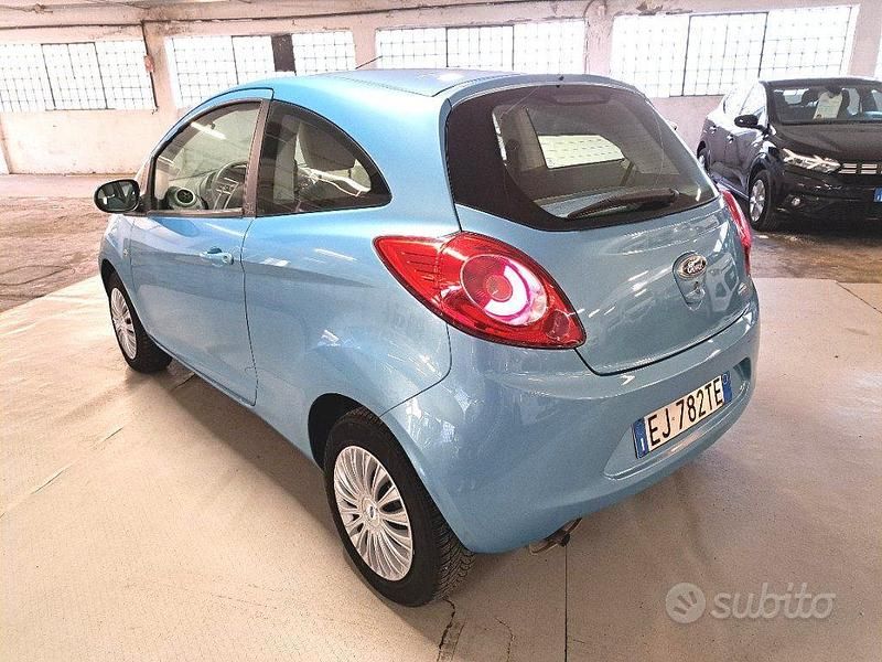 Usata Ford Ka Plus 69 CV (50 kW) 2009 Azzurro Utilitaria