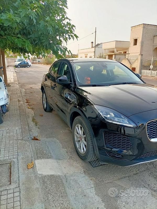 Usata Jaguar E-Pace 150 CV (110 kW) 2020 Nero SUV