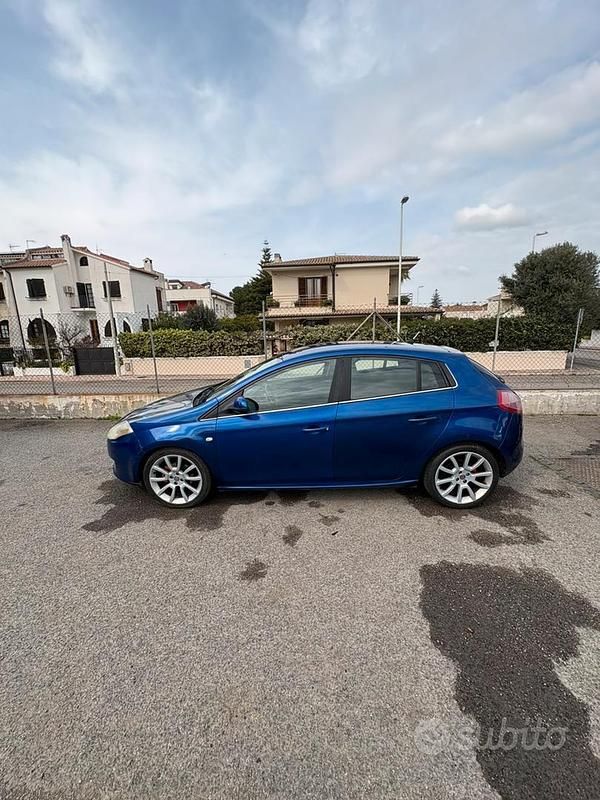 Usata Fiat Bravo 150 CV (110 kW) 2007 Utilitaria