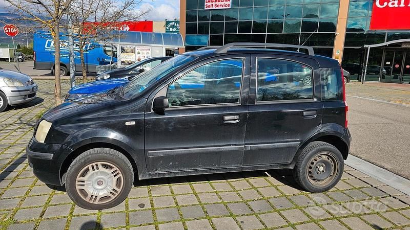 Usata Fiat Punto 2008 Nero Utilitaria