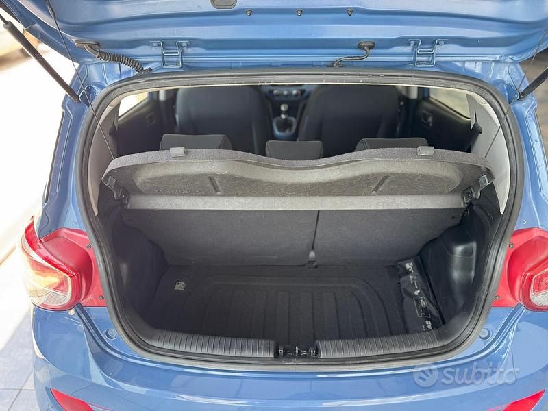Usata Hyundai i10 Classic 67 CV (49 kW) 2014 Blu Utilitaria