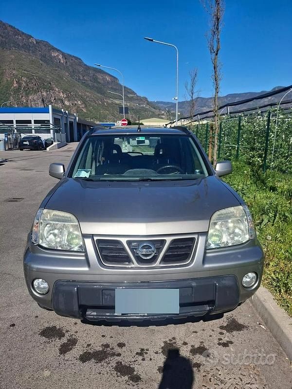 Usata Nissan X-Trail 2003 Grigio SUV