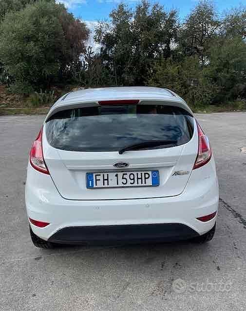 Usata 2017 Ford Fiesta Due volumi | 6900 € (Ottimo prezzo) - Immagine 1/4