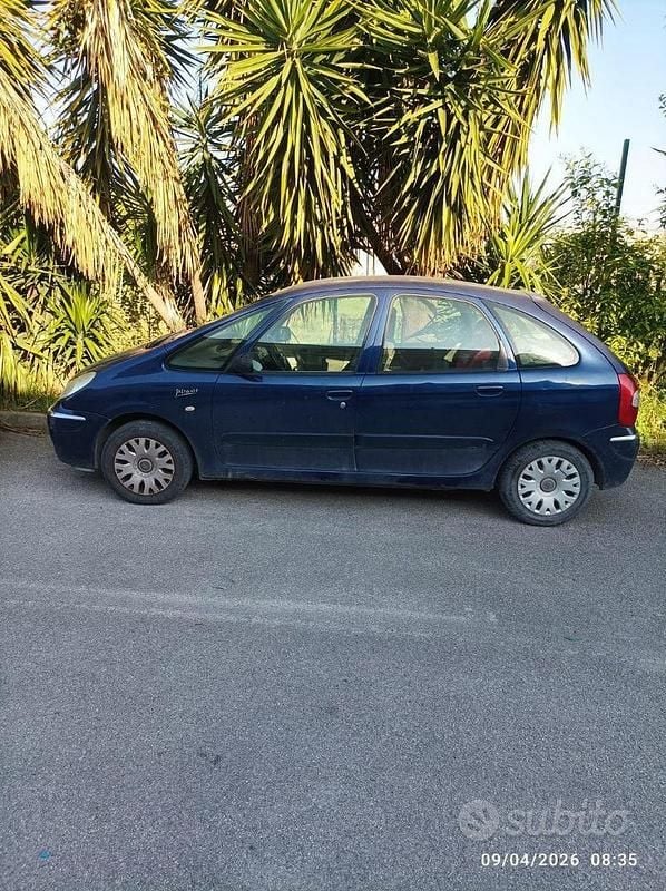 Usata Citroën Xsara Picasso 90 CV (66 kW) 2006 Blu Monovolume