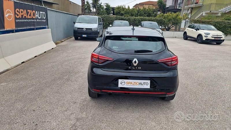 Usata Renault Clio V Zen 86 CV (63 kW) 2020 Nero Berlina