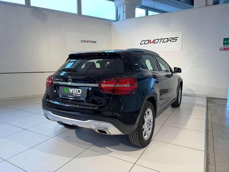 Usata Mercedes GLA200 Premium 136 CV (100 kW) 2019 Nero SUV