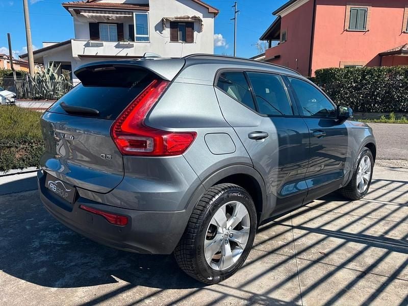 Usata Volvo XC40 R-Design 190 CV (139 kW) 2018 Grigio SUV