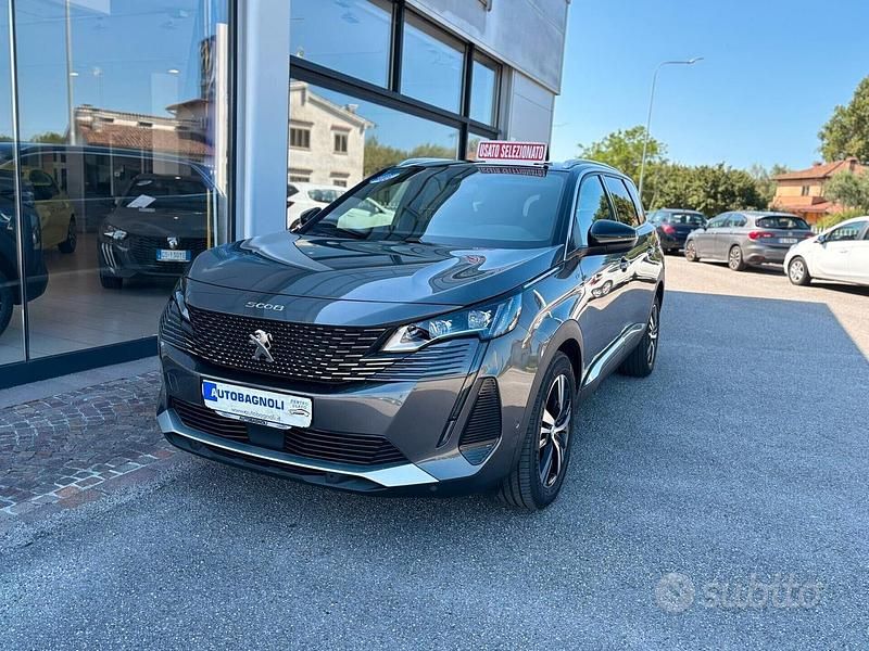 Usata Peugeot 5008 GT 131 CV (96 kW) 2024 Grigio SUV