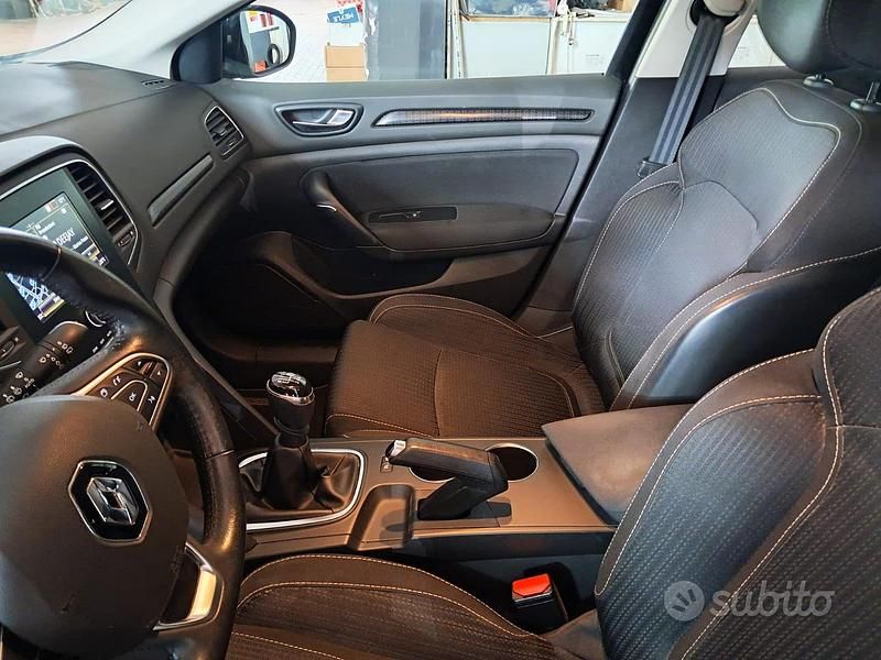 Usata Renault Mégane IV 110 CV (80 kW) 2017 Nero Berlina