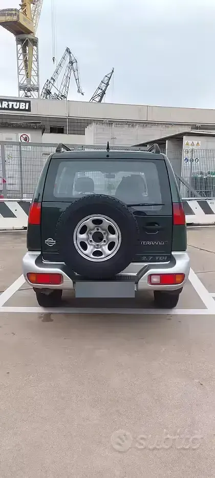 Usata Nissan Terrano 125 CV (91 kW) 1999 Verde SUV