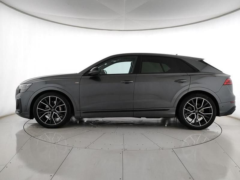Usata Audi Q8 S-Line 286 CV (210 kW) 2025 Grigio SUV