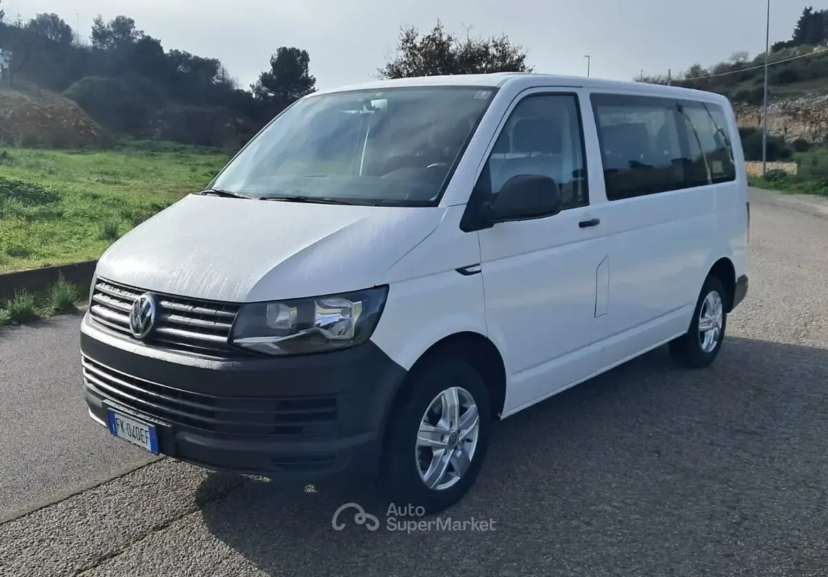 Usata VW Caravelle 150 CV (110 kW) 2017 Bianco Furgone