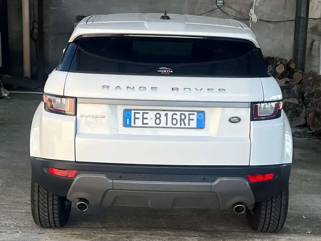 Gebraucht Land Rover Range Rover evoque Pure 150 PS (110 kW) 2016 Weiß SUV