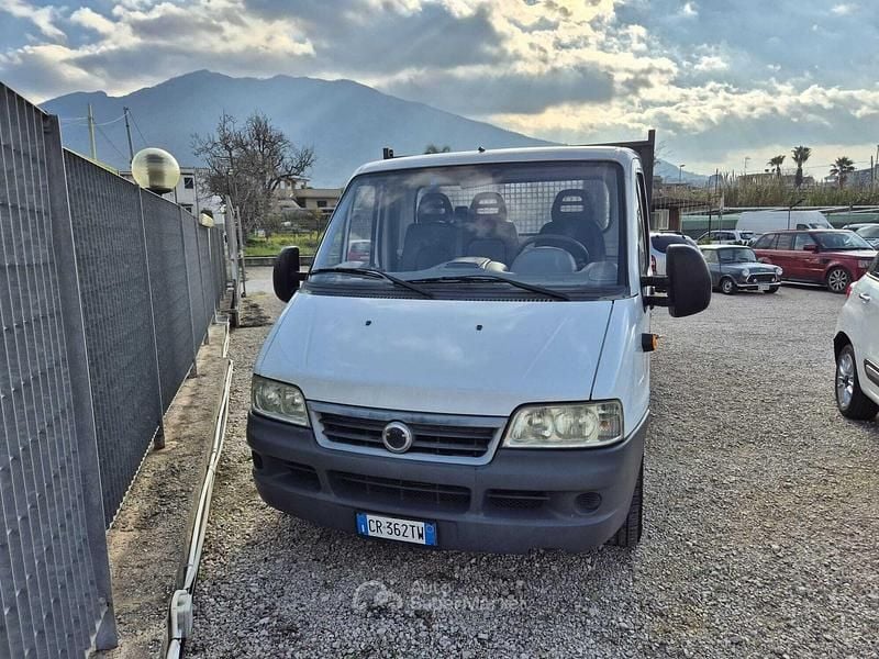 Usata Fiat Ducato 15 110 CV (80 kW) 2004 Bianco Furgone