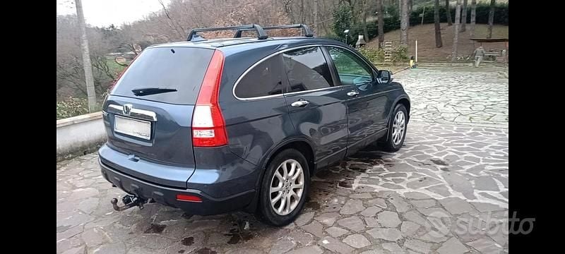 Usata Honda CR-V Executive 140 CV (102 kW) 2007 Blu SUV