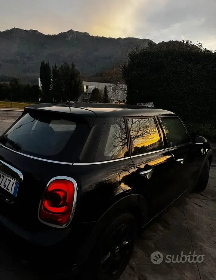 Usata Mini Cooper 102 CV (75 kW) 2017 Utilitaria
