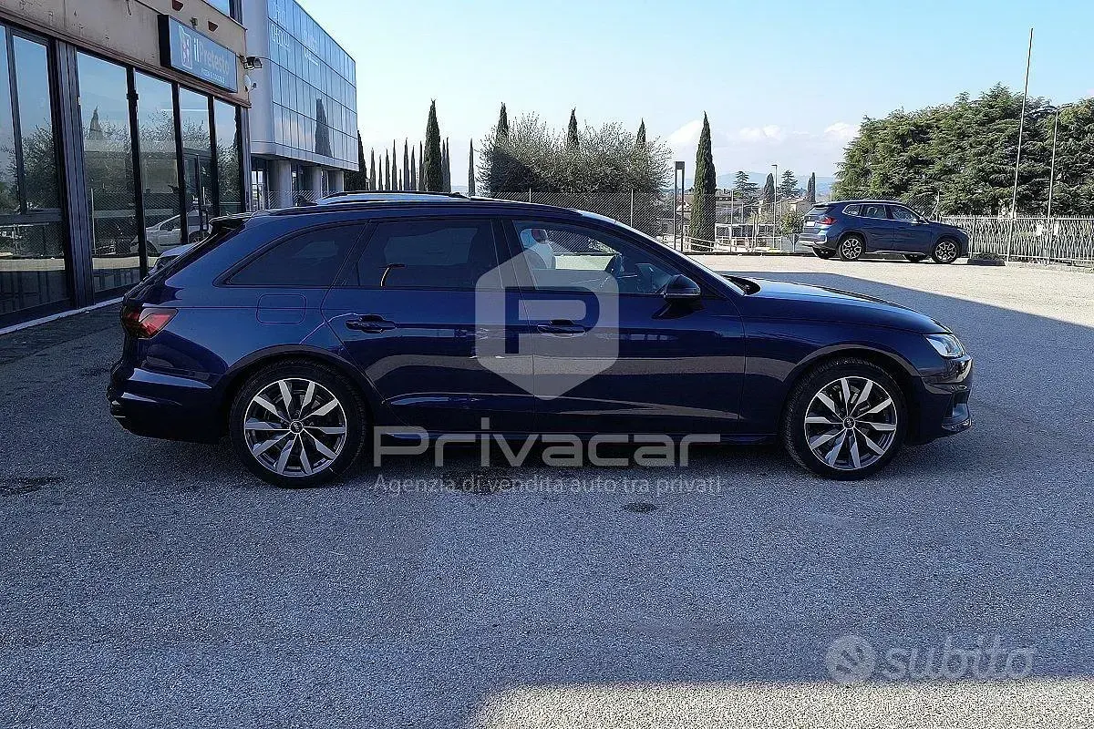 Occasion Audi A4 Business 163 PK (119 kW) 2022 Blauw Stationwagen