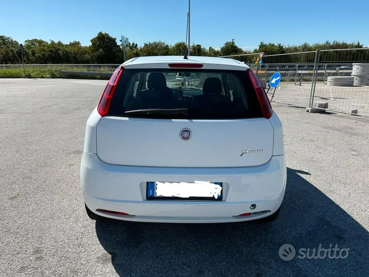 Usata Fiat Grande Punto 77 CV (56 kW) 2009 Utilitaria