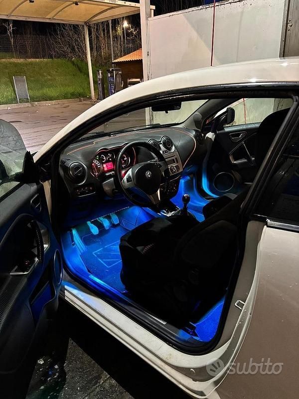 Usata Alfa Romeo MiTo Distinctive 95 CV (69 kW) 2010 Bianco Utilitaria