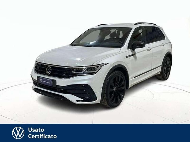 Bianco pastello Usata 2022 VW Tiguan R-line SUV | 31.800 € (Molto cara) - Immagine 1/4