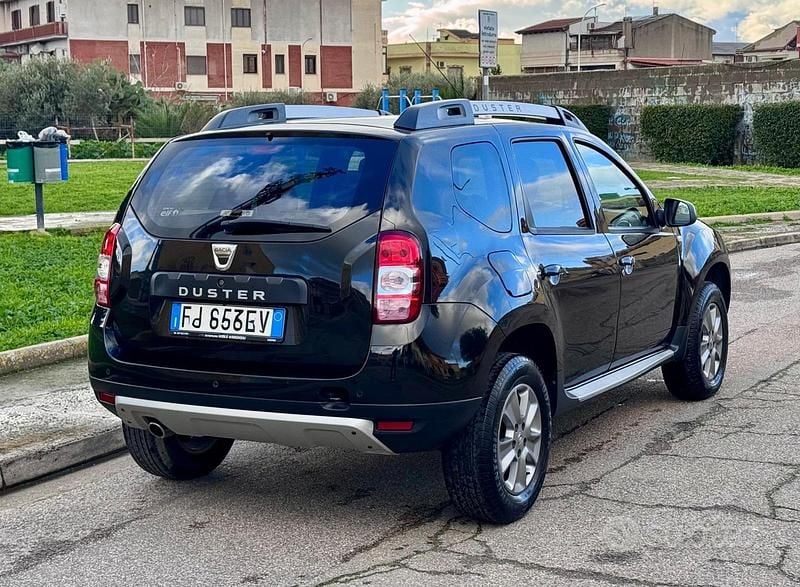 Usata Dacia Duster Ambiance 110 CV (80 kW) 2017 Nero Station wagon