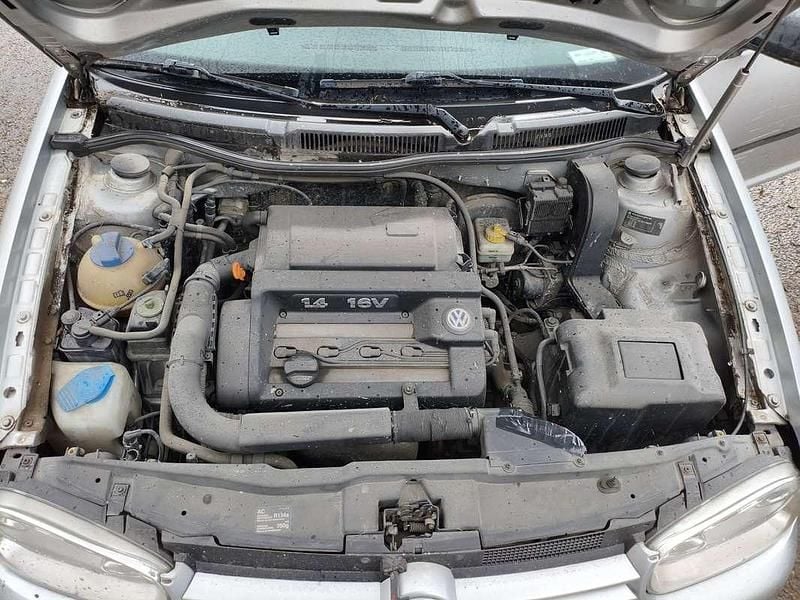 Usata VW Golf IV 75 CV (55 kW) 2001 Berlina