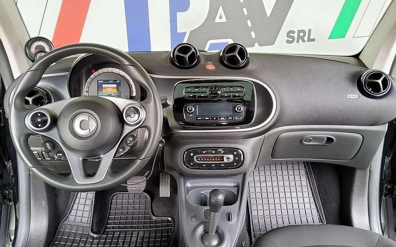 Usata Smart ForTwo Coupé Passion 71 CV (52 kW) 2019 Cc8l Utilitaria