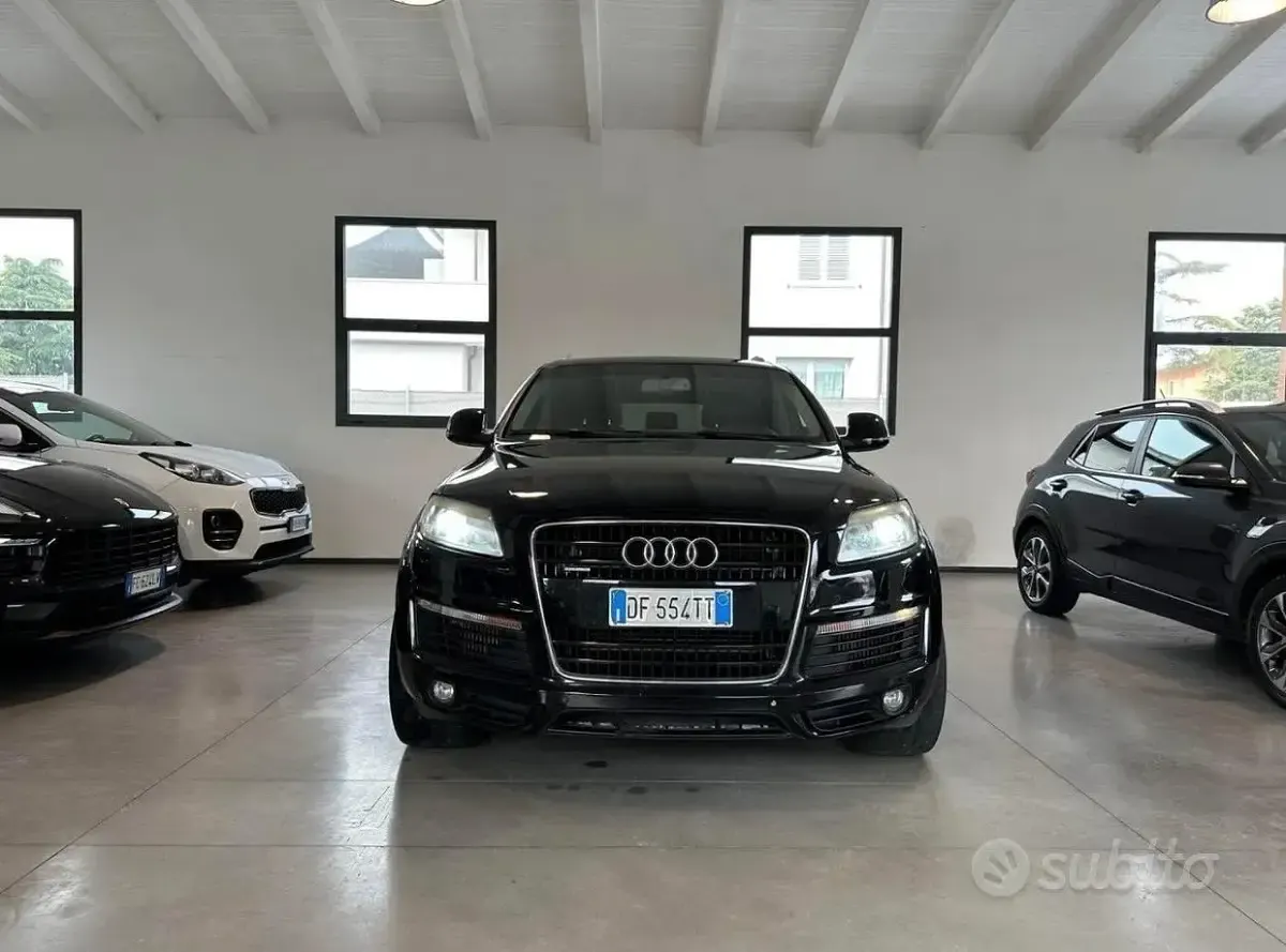 Usata Audi Q7 Advanced Plus 233 CV (171 kW) 2007 Nero SUV