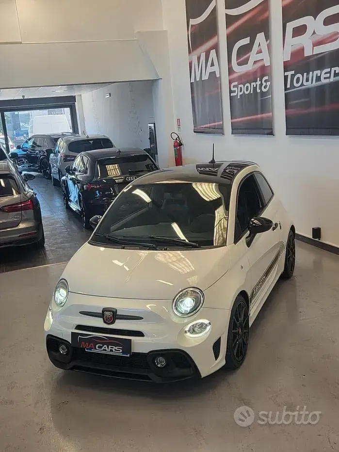 Usata Abarth 595 Esseesse 180 CV (132 kW) 2021 Bianco Berlina